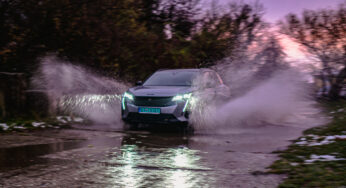 Peugeot 3008 HYbrid4: Tento plug-in dynamicky prekvapuje!