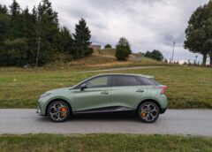 Toto auto je úžasná platforma na „Sprav Si Sám“ Elektro HOT-HATCH – MG4 XPOWER