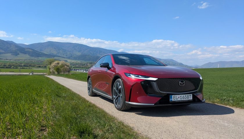 Mazda 6e