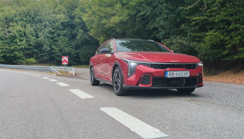 Kia K4 SW GT-line